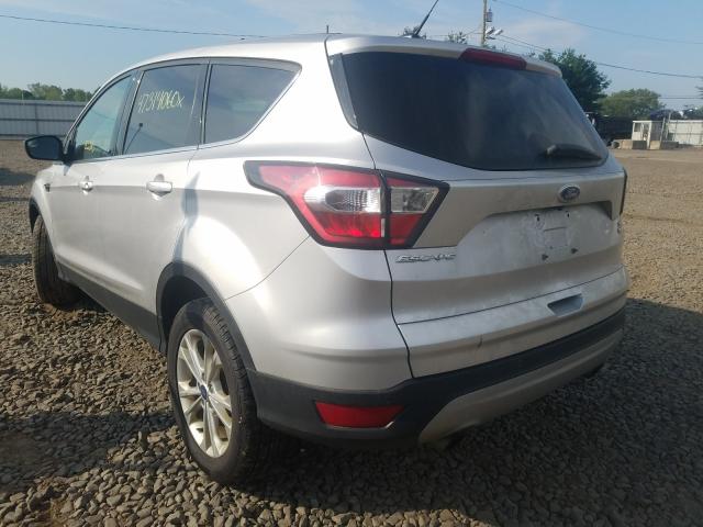 Photo 2 VIN: 1FMCU0GD0HUB08807 - FORD ESCAPE SE 