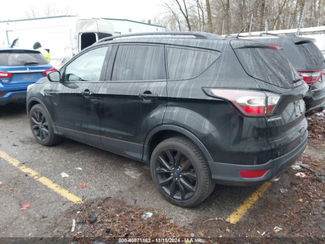 Photo 2 VIN: 1FMCU0GD0HUB99481 - FORD ESCAPE 