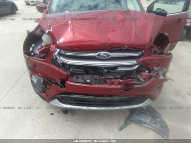 Photo 5 VIN: 1FMCU0GD0HUC44001 - FORD ESCAPE 