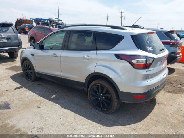 Photo 2 VIN: 1FMCU0GD0HUC65771 - FORD ESCAPE 