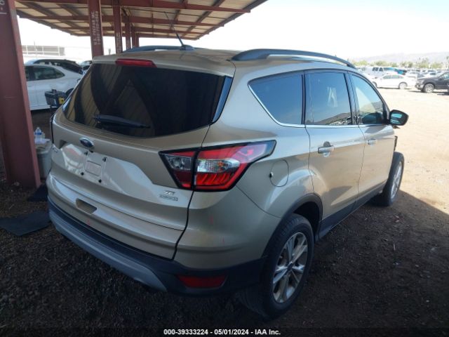 Photo 3 VIN: 1FMCU0GD0HUE97092 - FORD ESCAPE 