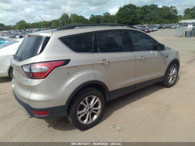 Photo 3 VIN: 1FMCU0GD0JUA79041 - FORD ESCAPE 