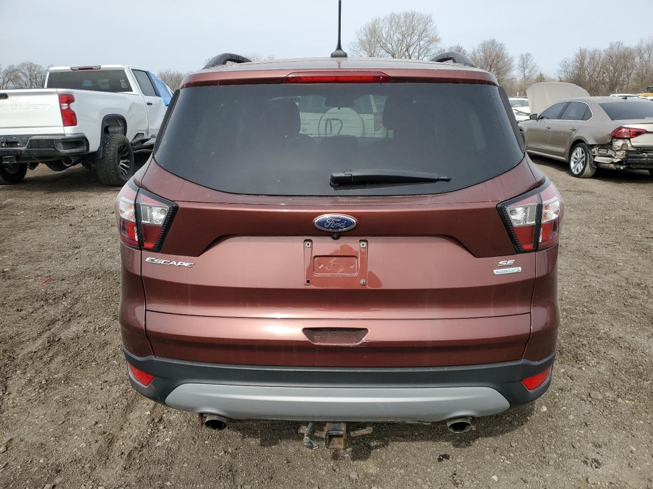 Photo 6 VIN: 1FMCU0GD0JUA80660 - FORD ESCAPE 