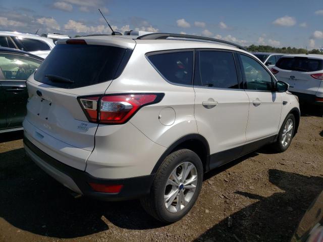 Photo 2 VIN: 1FMCU0GD0JUA80996 - FORD ESCAPE 