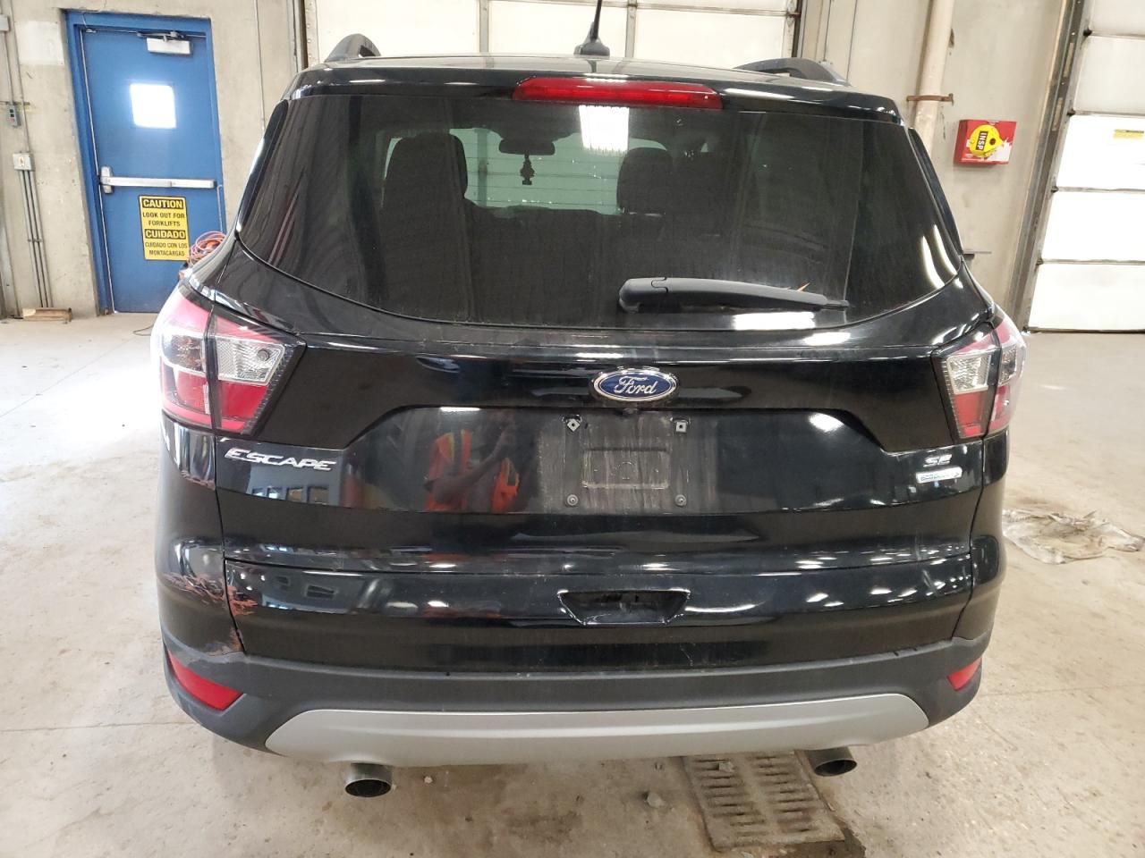 Photo 5 VIN: 1FMCU0GD0JUB37956 - FORD ESCAPE 