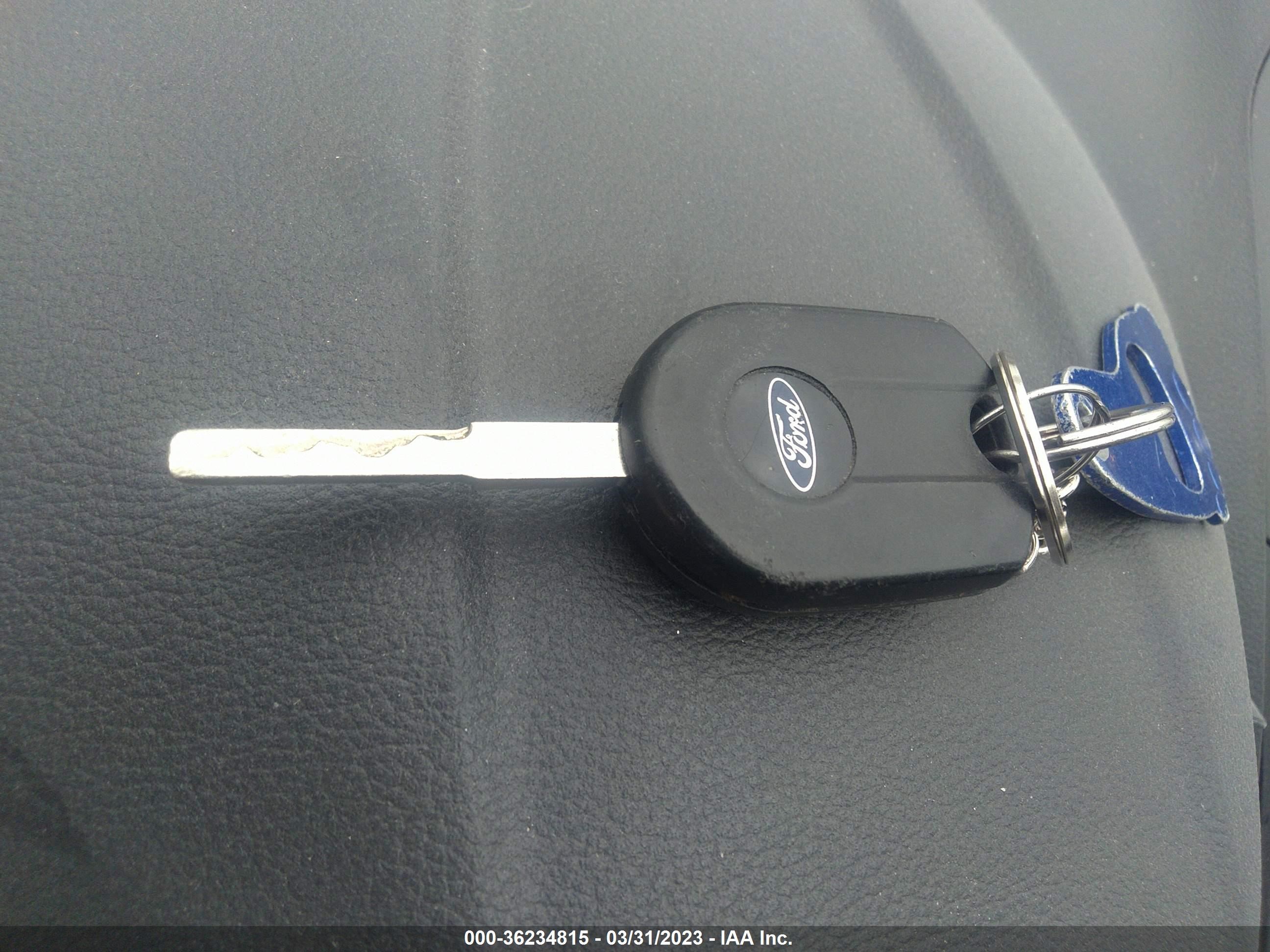 Photo 10 VIN: 1FMCU0GD0JUB46415 - FORD ESCAPE 