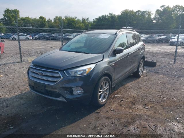 Photo 1 VIN: 1FMCU0GD0JUB62050 - FORD ESCAPE 