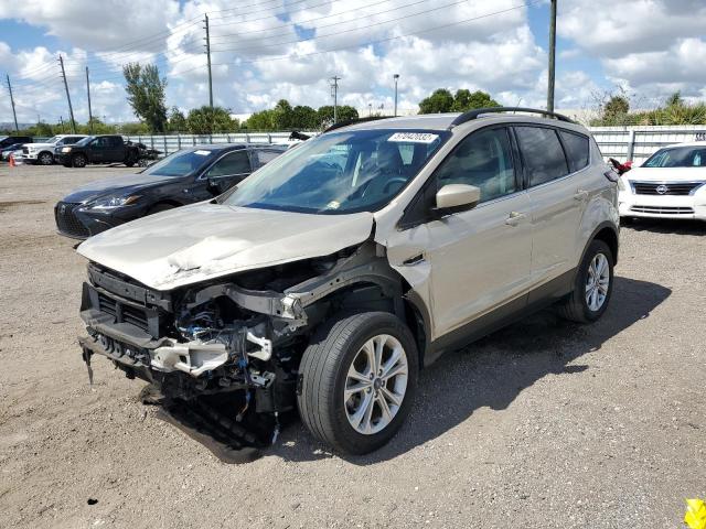 Photo 1 VIN: 1FMCU0GD0JUB98448 - FORD ESCAPE SE 