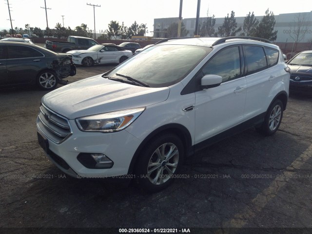 Photo 1 VIN: 1FMCU0GD0JUC12851 - FORD ESCAPE 