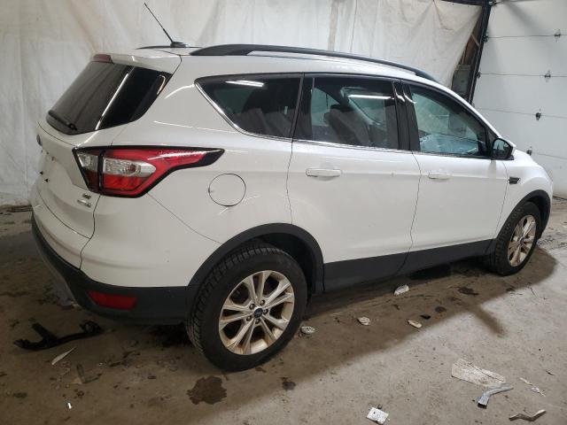 Photo 2 VIN: 1FMCU0GD0JUD38143 - FORD ESCAPE SE 