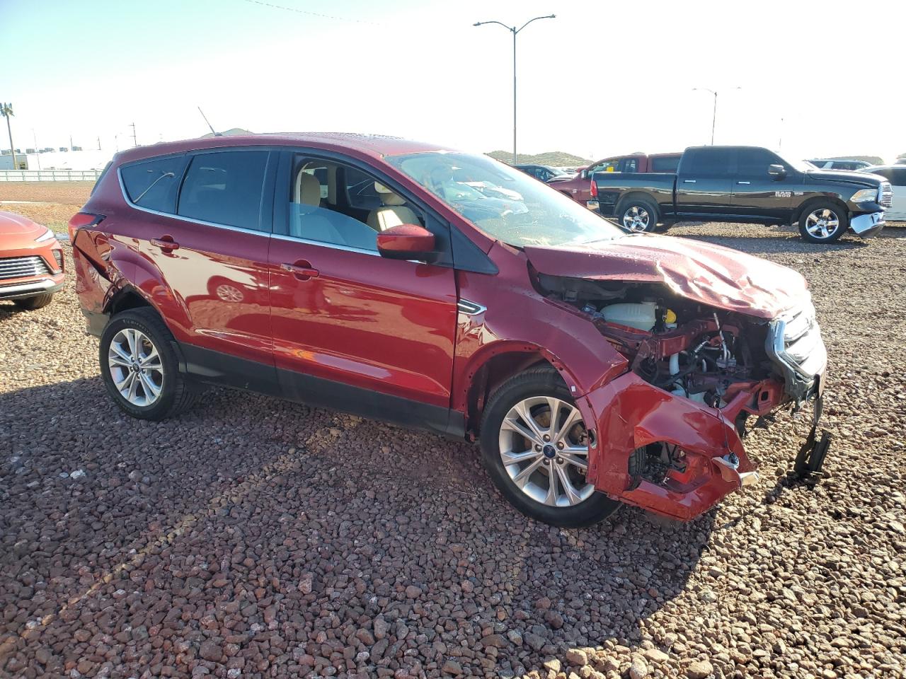 Photo 3 VIN: 1FMCU0GD0KUB05400 - FORD ESCAPE 