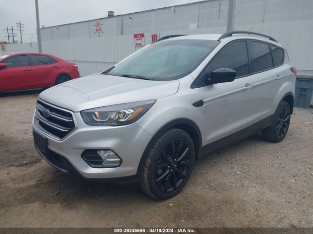 Photo 1 VIN: 1FMCU0GD0KUB10032 - FORD ESCAPE 