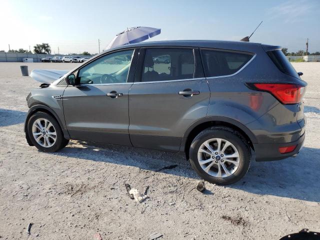 Photo 1 VIN: 1FMCU0GD0KUB47906 - FORD ESCAPE SE 