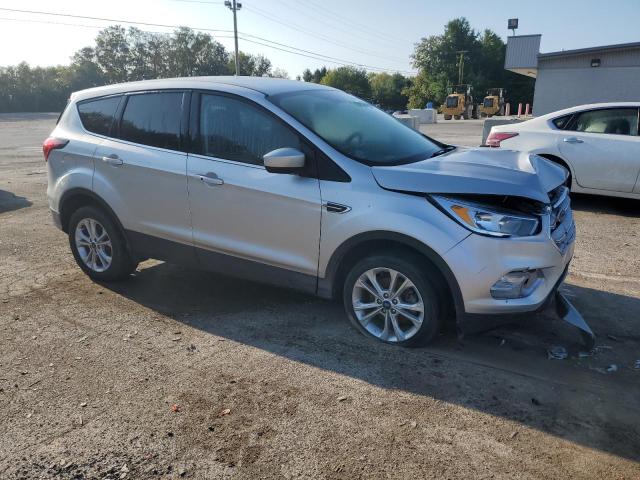 Photo 3 VIN: 1FMCU0GD0KUB76869 - FORD ESCAPE SE 