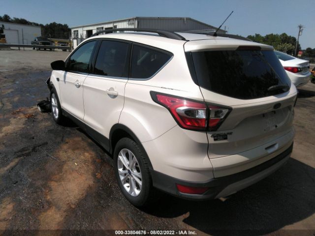 Photo 2 VIN: 1FMCU0GD1HUA31350 - FORD ESCAPE 