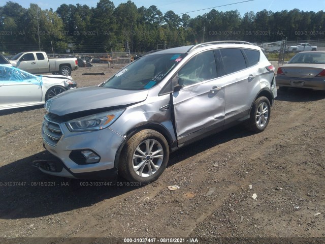 Photo 1 VIN: 1FMCU0GD1HUB05236 - FORD ESCAPE 