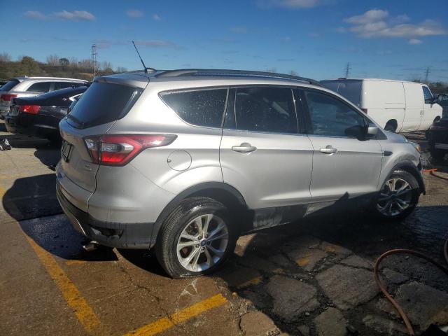 Photo 2 VIN: 1FMCU0GD1HUB28466 - FORD ESCAPE SE 