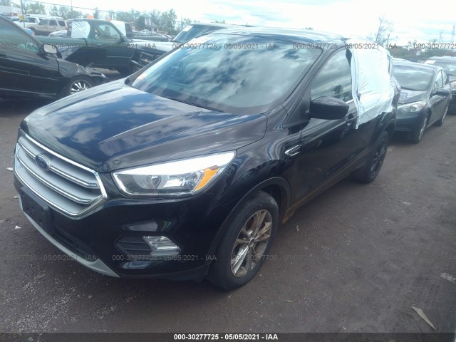 Photo 1 VIN: 1FMCU0GD1HUB39337 - FORD ESCAPE 