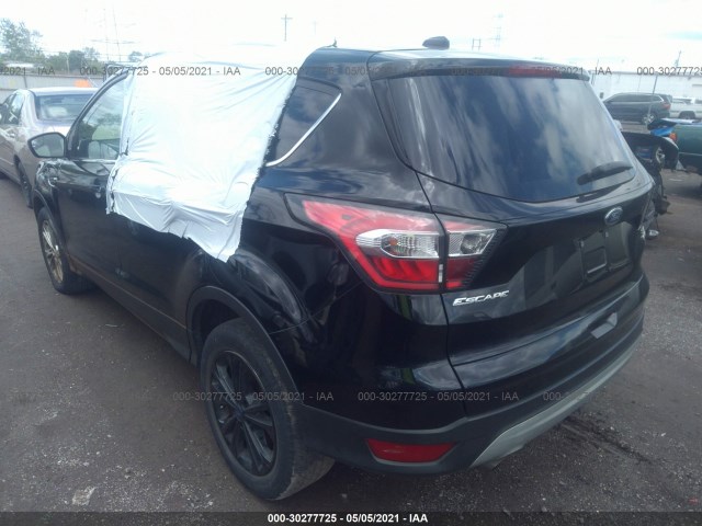 Photo 2 VIN: 1FMCU0GD1HUB39337 - FORD ESCAPE 