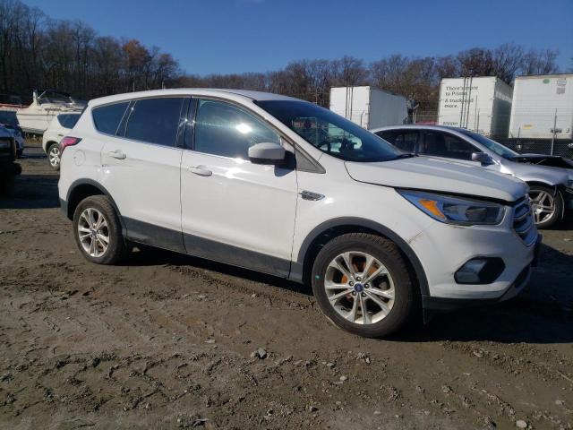 Photo 3 VIN: 1FMCU0GD1HUB66294 - FORD ESCAPE SE 