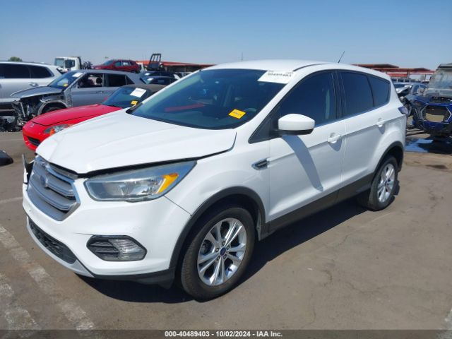 Photo 1 VIN: 1FMCU0GD1HUC11380 - FORD ESCAPE 