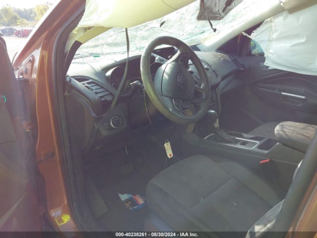 Photo 4 VIN: 1FMCU0GD1HUC37610 - FORD ESCAPE 