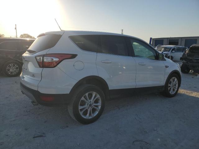 Photo 2 VIN: 1FMCU0GD1HUC47263 - FORD ESCAPE SE 