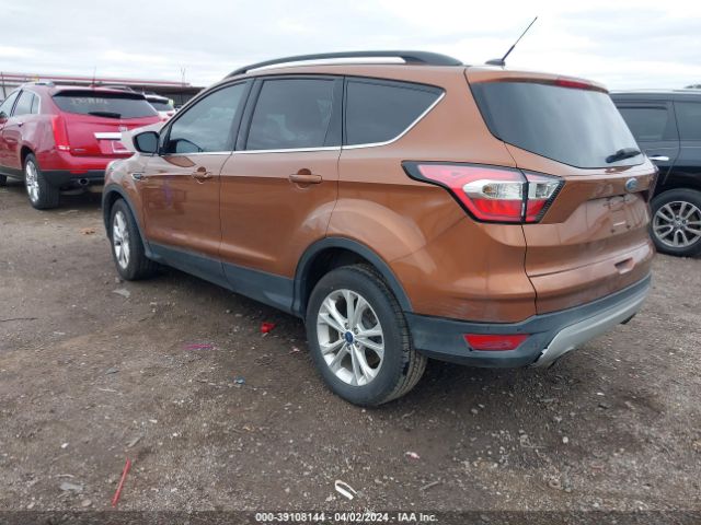 Photo 2 VIN: 1FMCU0GD1HUD12287 - FORD ESCAPE 