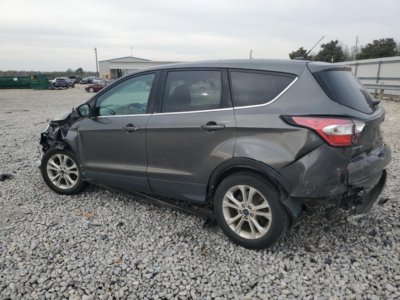 Photo 1 VIN: 1FMCU0GD1HUD34984 - FORD ESCAPE 