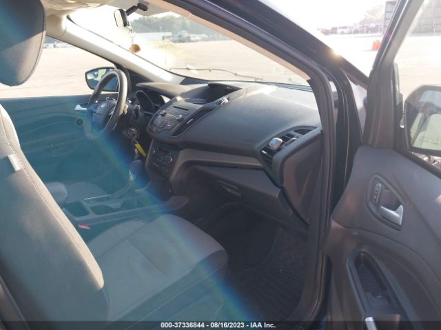 Photo 4 VIN: 1FMCU0GD1HUD75308 - FORD ESCAPE 