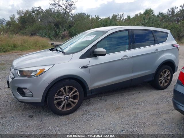 Photo 1 VIN: 1FMCU0GD1HUE39086 - FORD ESCAPE 