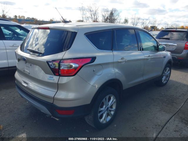 Photo 3 VIN: 1FMCU0GD1HUE66952 - FORD ESCAPE 