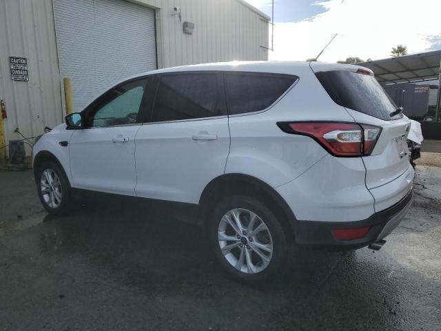 Photo 1 VIN: 1FMCU0GD1HUE94895 - FORD ESCAPE 