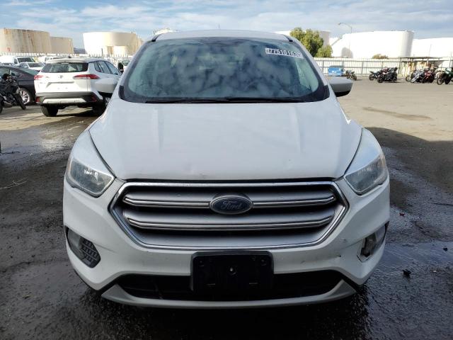 Photo 4 VIN: 1FMCU0GD1HUE94895 - FORD ESCAPE 