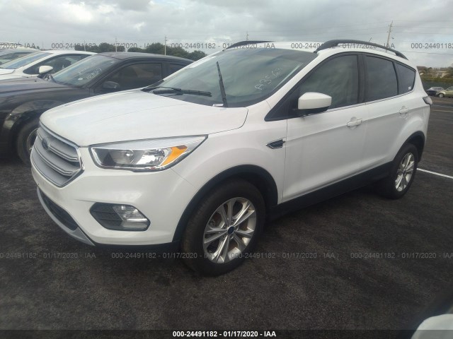 Photo 1 VIN: 1FMCU0GD1JUA35694 - FORD ESCAPE 