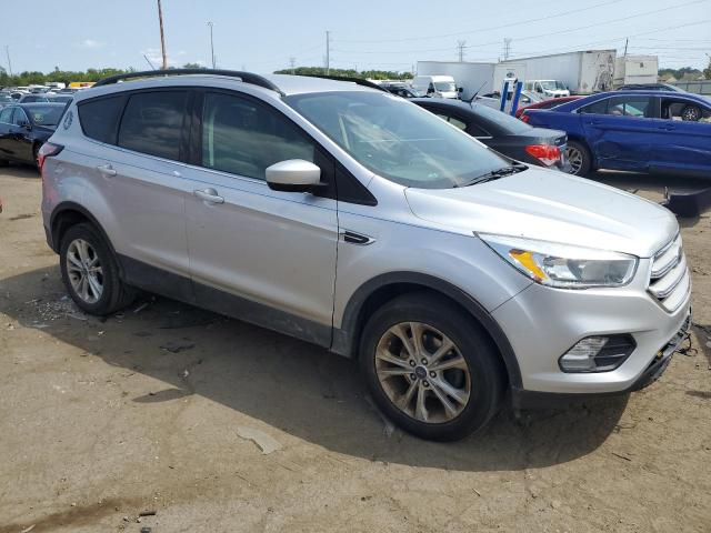 Photo 3 VIN: 1FMCU0GD1JUA40975 - FORD ESCAPE SE 