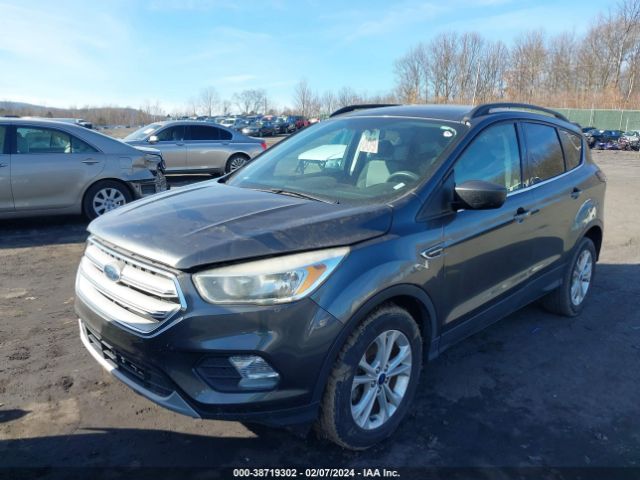 Photo 1 VIN: 1FMCU0GD1JUA43522 - FORD ESCAPE 