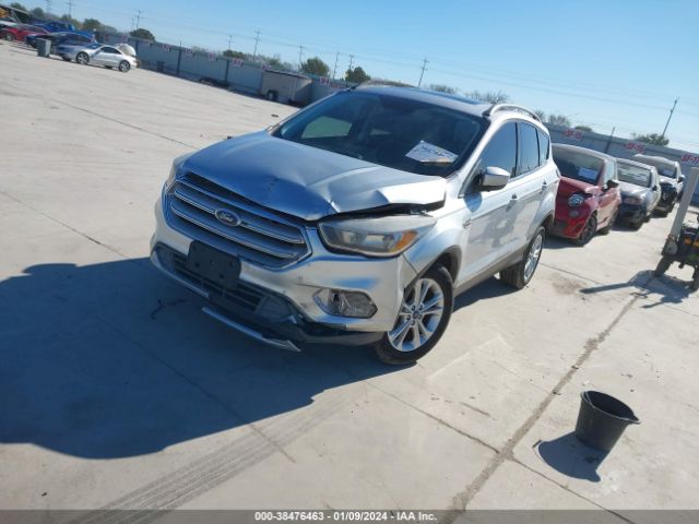 Photo 1 VIN: 1FMCU0GD1JUA92672 - FORD ESCAPE 