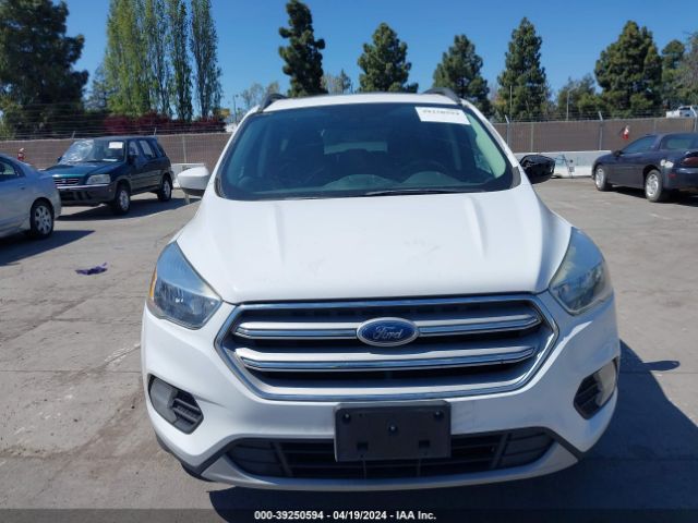 Photo 5 VIN: 1FMCU0GD1JUB28263 - FORD ESCAPE 