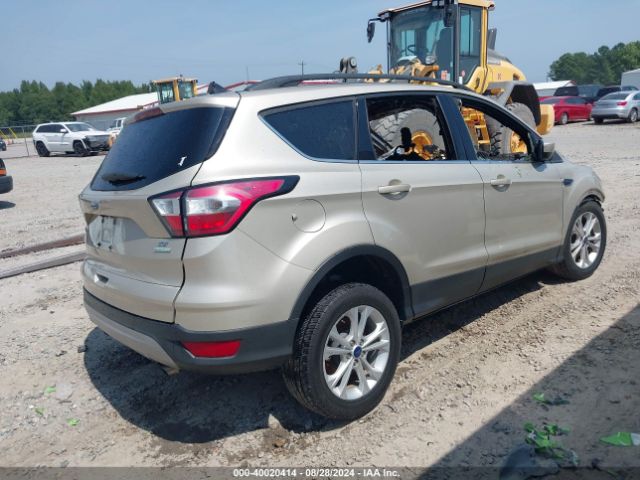 Photo 3 VIN: 1FMCU0GD1JUB35603 - FORD ESCAPE 