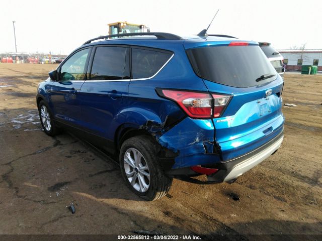 Photo 2 VIN: 1FMCU0GD1JUB82047 - FORD ESCAPE 