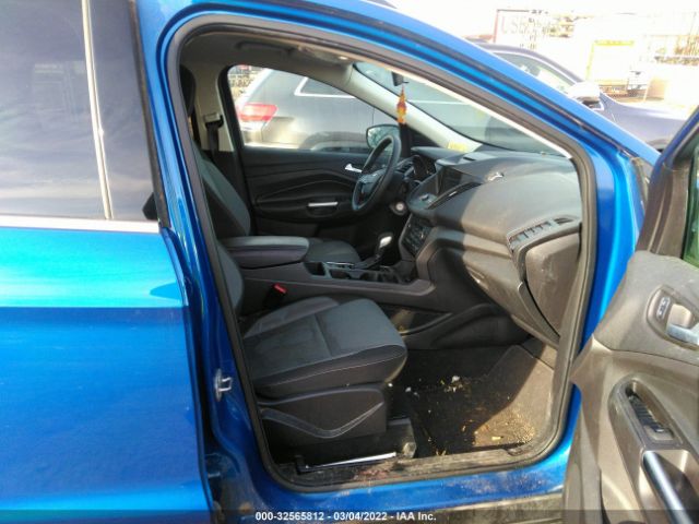 Photo 4 VIN: 1FMCU0GD1JUB82047 - FORD ESCAPE 