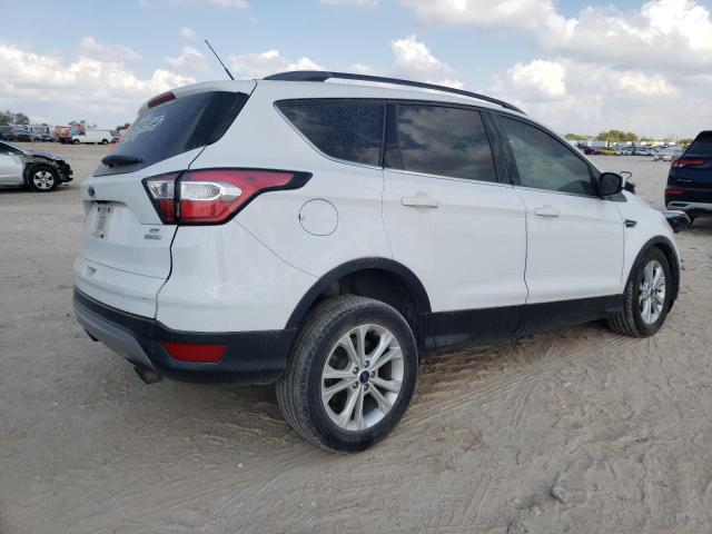 Photo 2 VIN: 1FMCU0GD1JUC75974 - FORD ESCAPE SE 