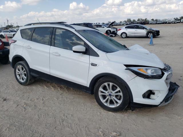 Photo 3 VIN: 1FMCU0GD1JUC75974 - FORD ESCAPE SE 