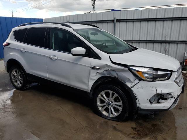 Photo 3 VIN: 1FMCU0GD1JUC88210 - FORD ESCAPE SE 