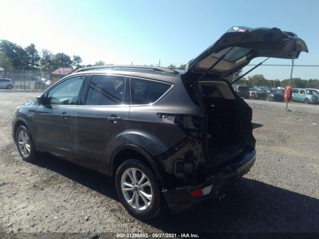 Photo 2 VIN: 1FMCU0GD1JUD23084 - FORD ESCAPE 