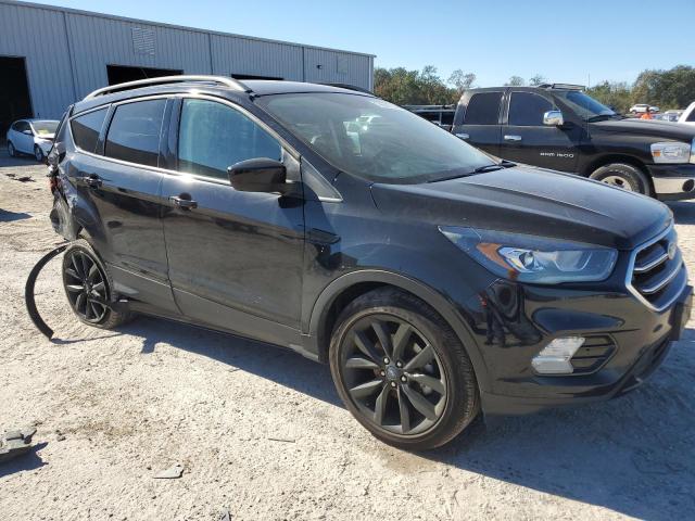 Photo 3 VIN: 1FMCU0GD1KUB10007 - FORD ESCAPE 