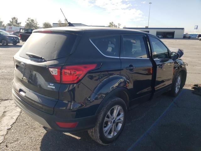 Photo 2 VIN: 1FMCU0GD1KUB57389 - FORD ESCAPE SE 