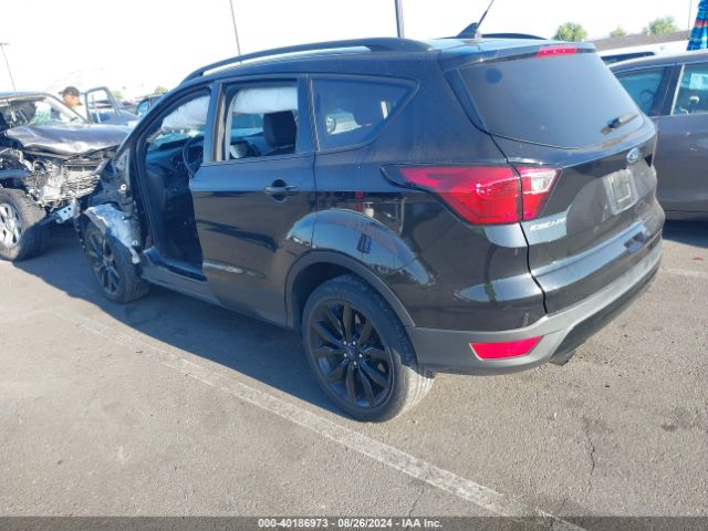 Photo 2 VIN: 1FMCU0GD1KUB86598 - FORD ESCAPE 