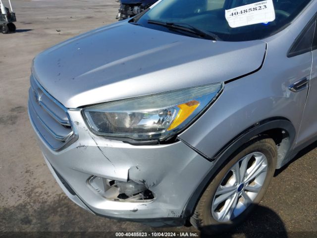 Photo 5 VIN: 1FMCU0GD2HUA53115 - FORD ESCAPE 